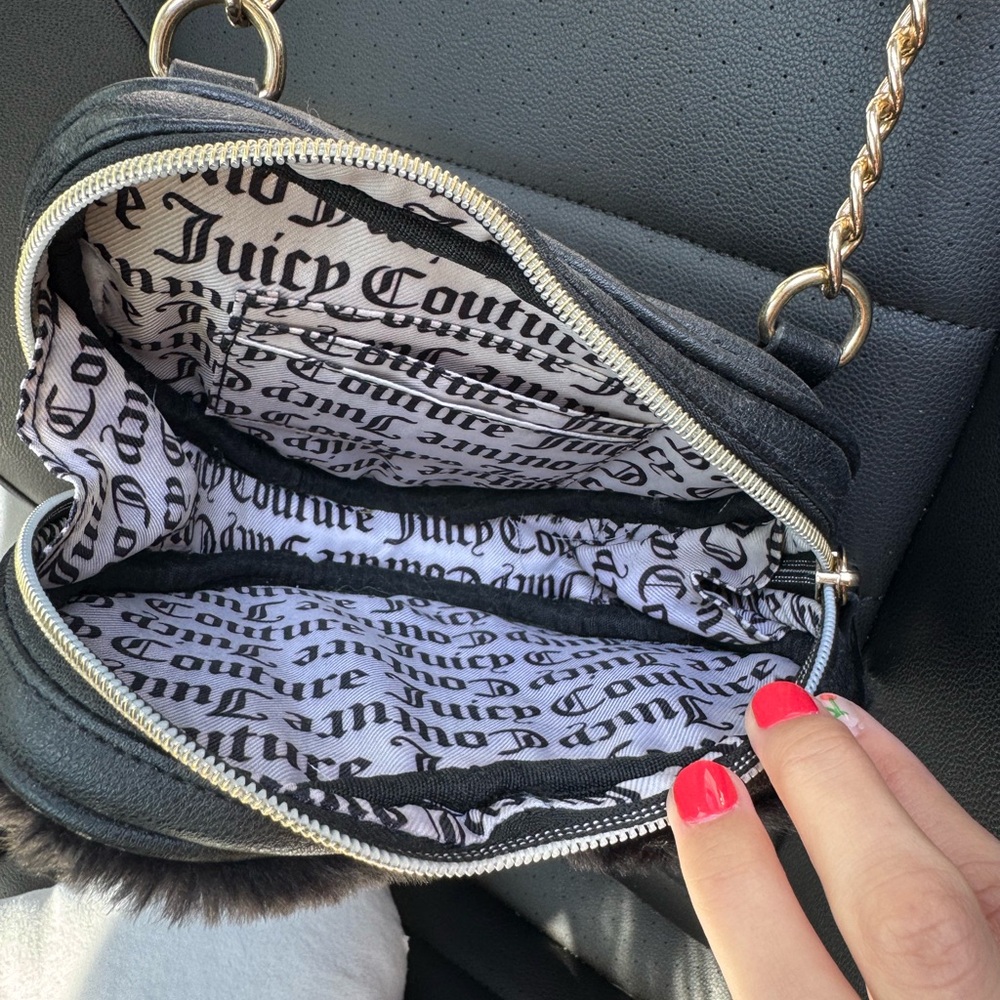 Juicy Couture Crossbody Bag with Fluffy Accent - Picture 5 of 6